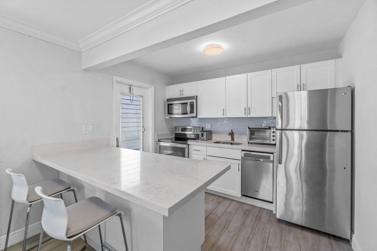 5505 N Ocean Boulevard 4-105