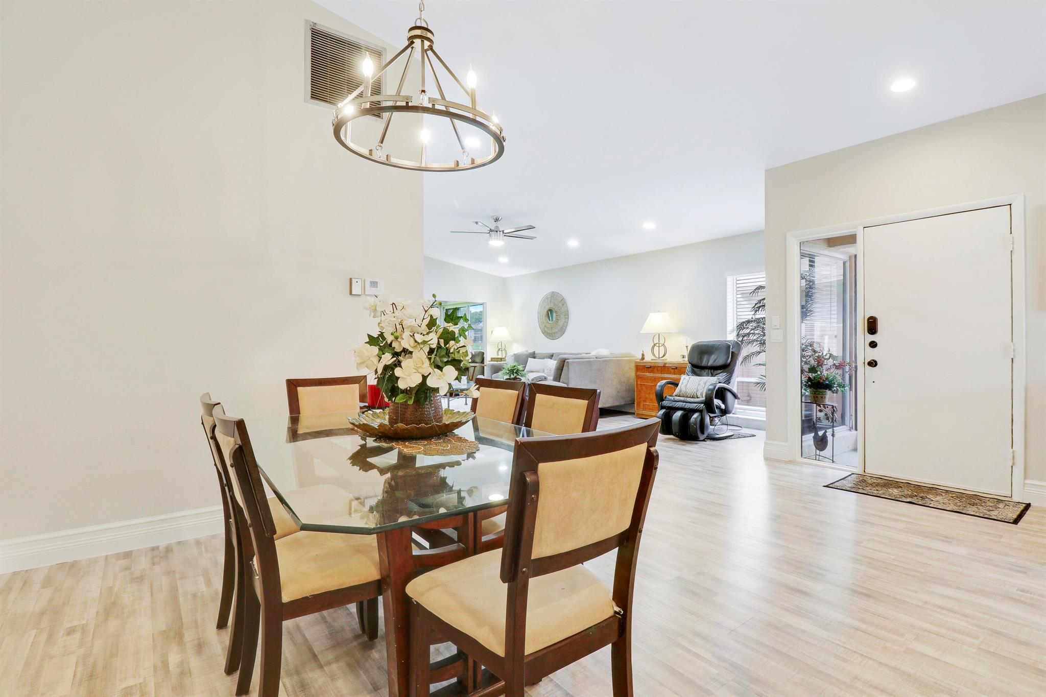 13566 Sabal Palm Court Unit: B