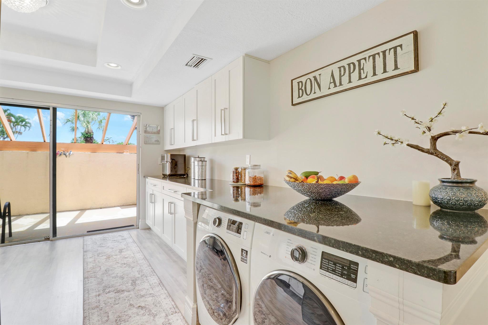 13566 Sabal Palm Court Unit: B
