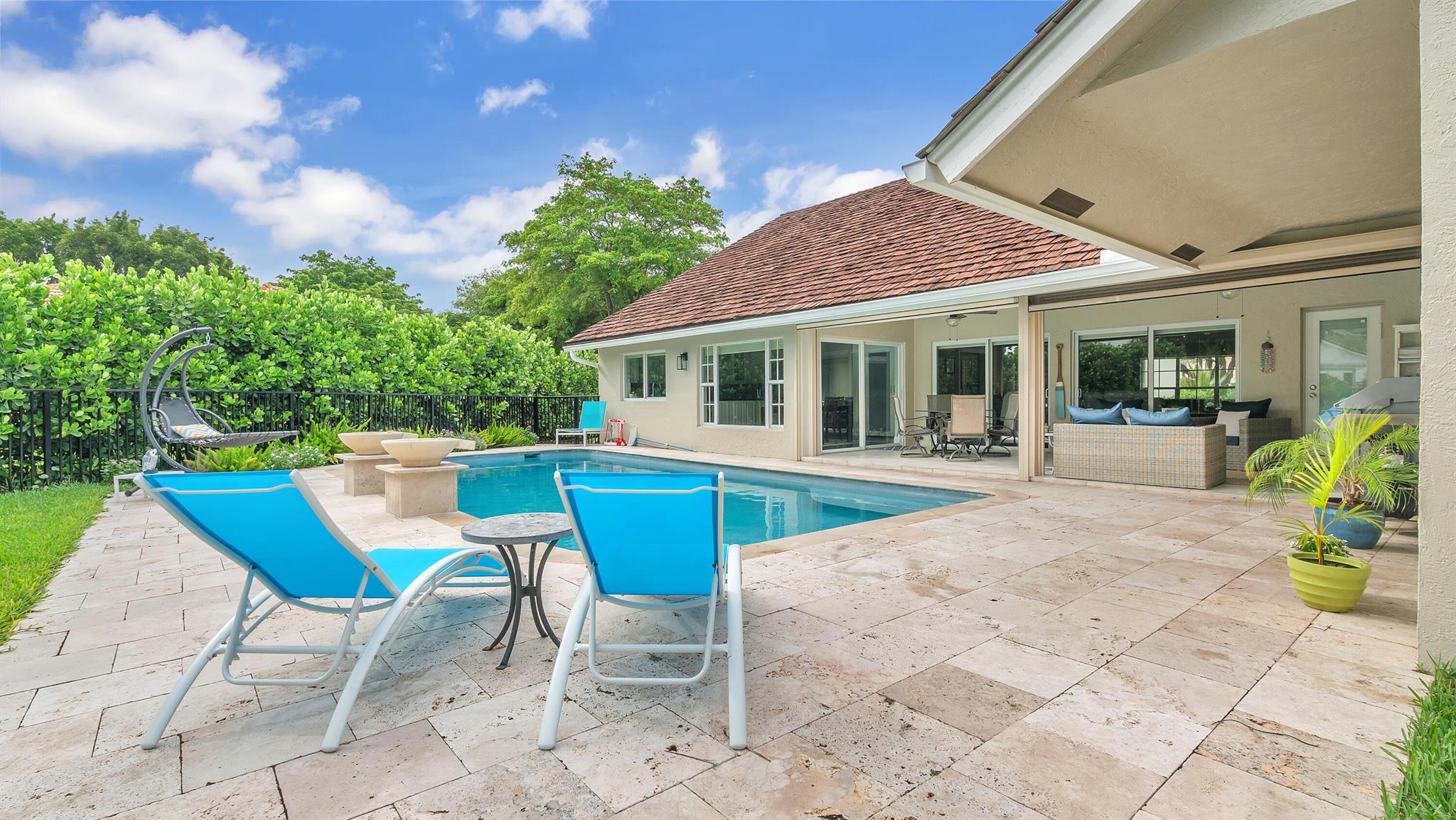 1305 Parkside Circle S. Circle S