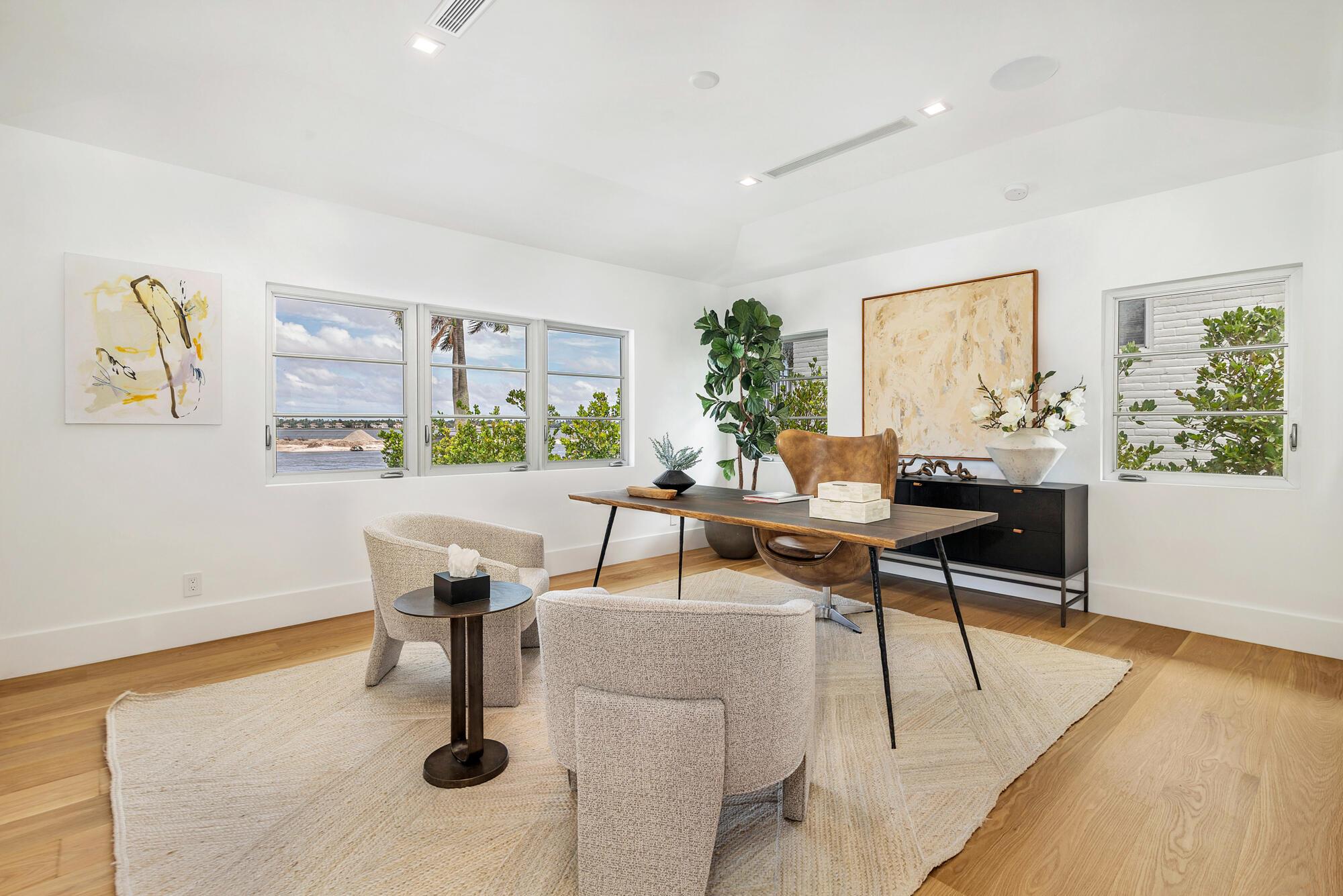 2745 S Flagler Drive