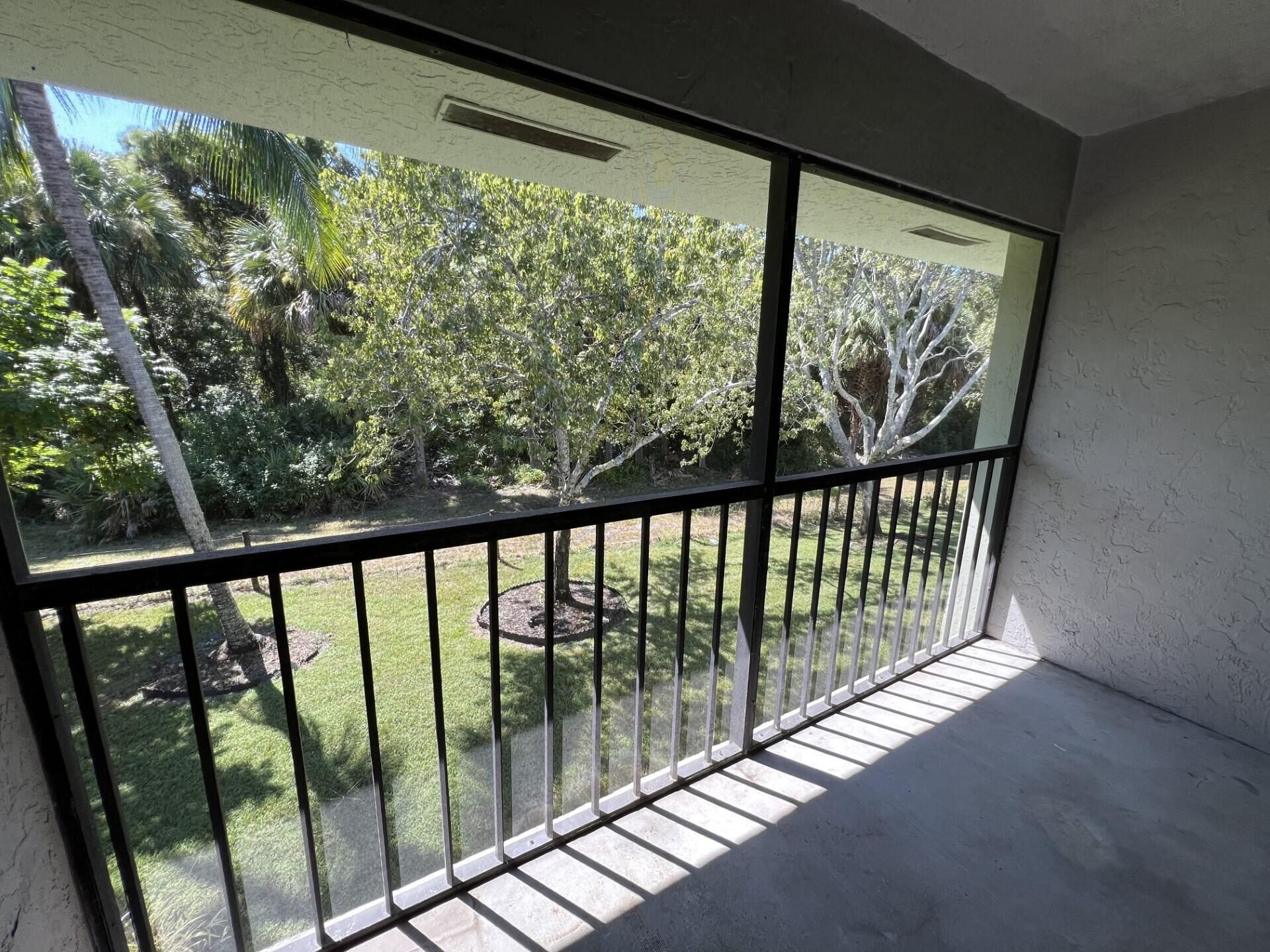 1601 Sabal Ridge Circle 16-F
