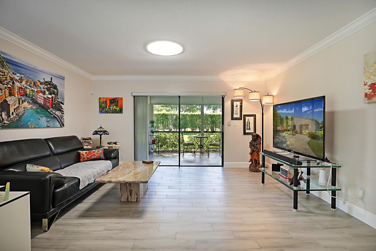 802 NW 26th Avenue
