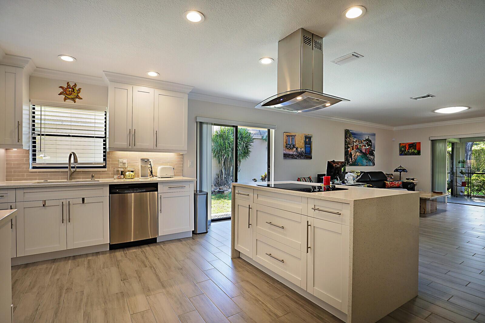 802 NW 26th Avenue