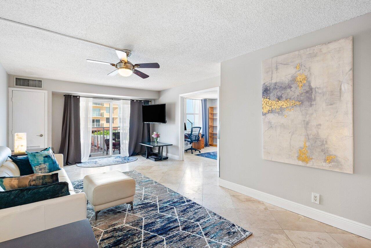 4511 S Ocean Boulevard 106