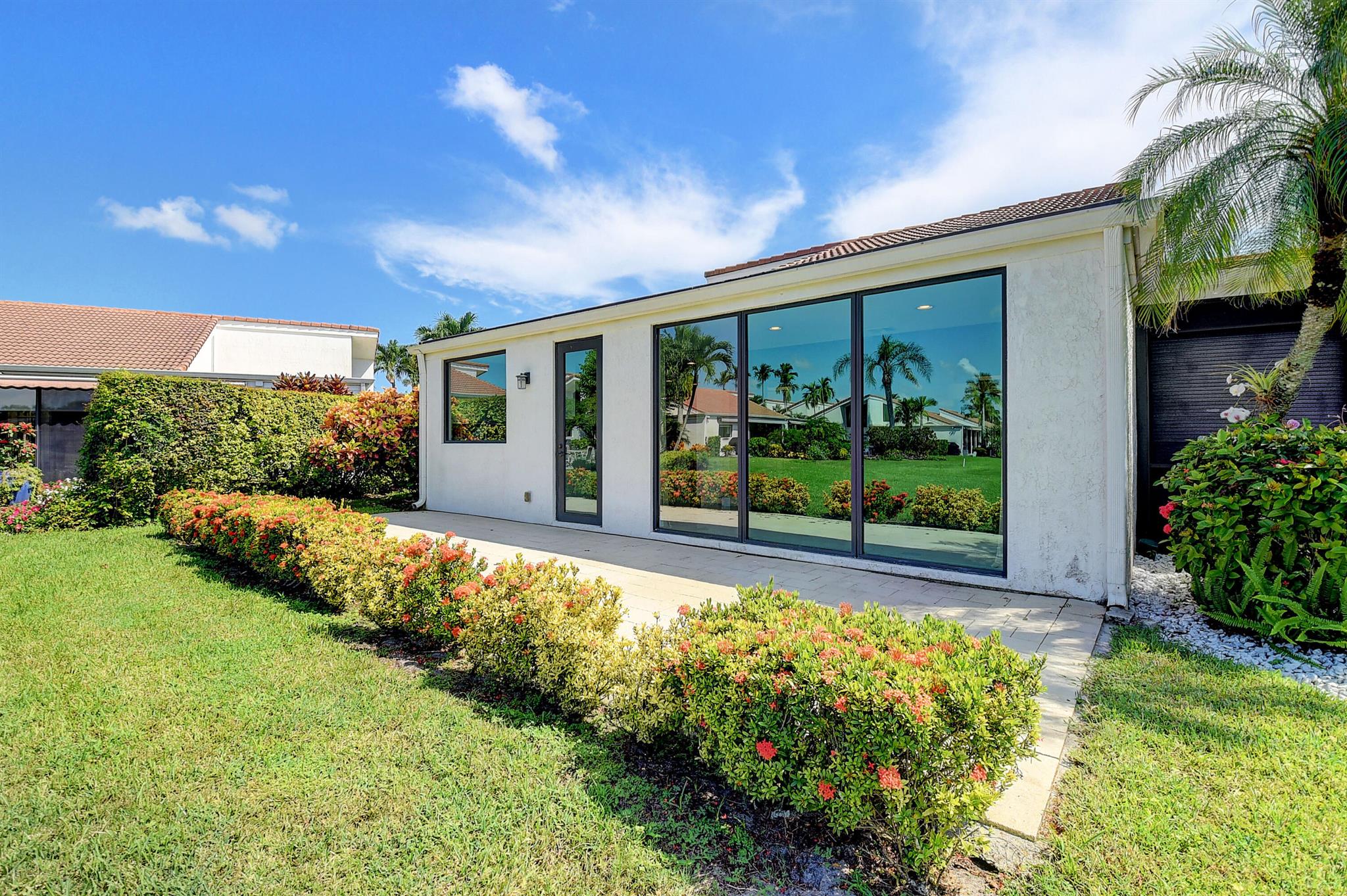 19660 Sawgrass Drive Unit: 1204