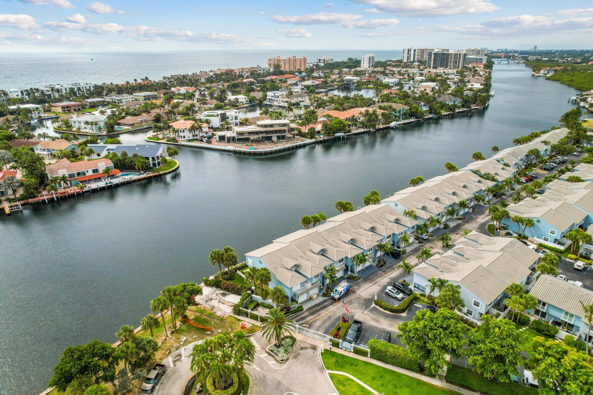 860 E Jeffery Street