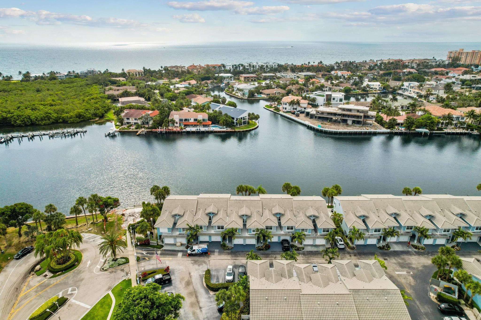 860 E Jeffery Street