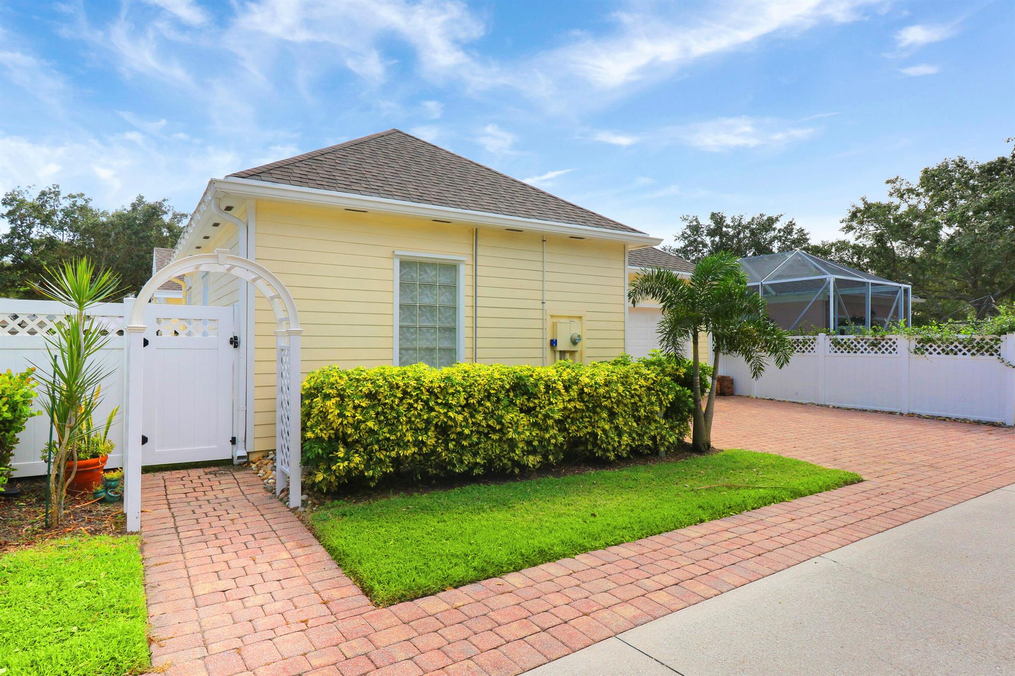 214 Marlberry Circle