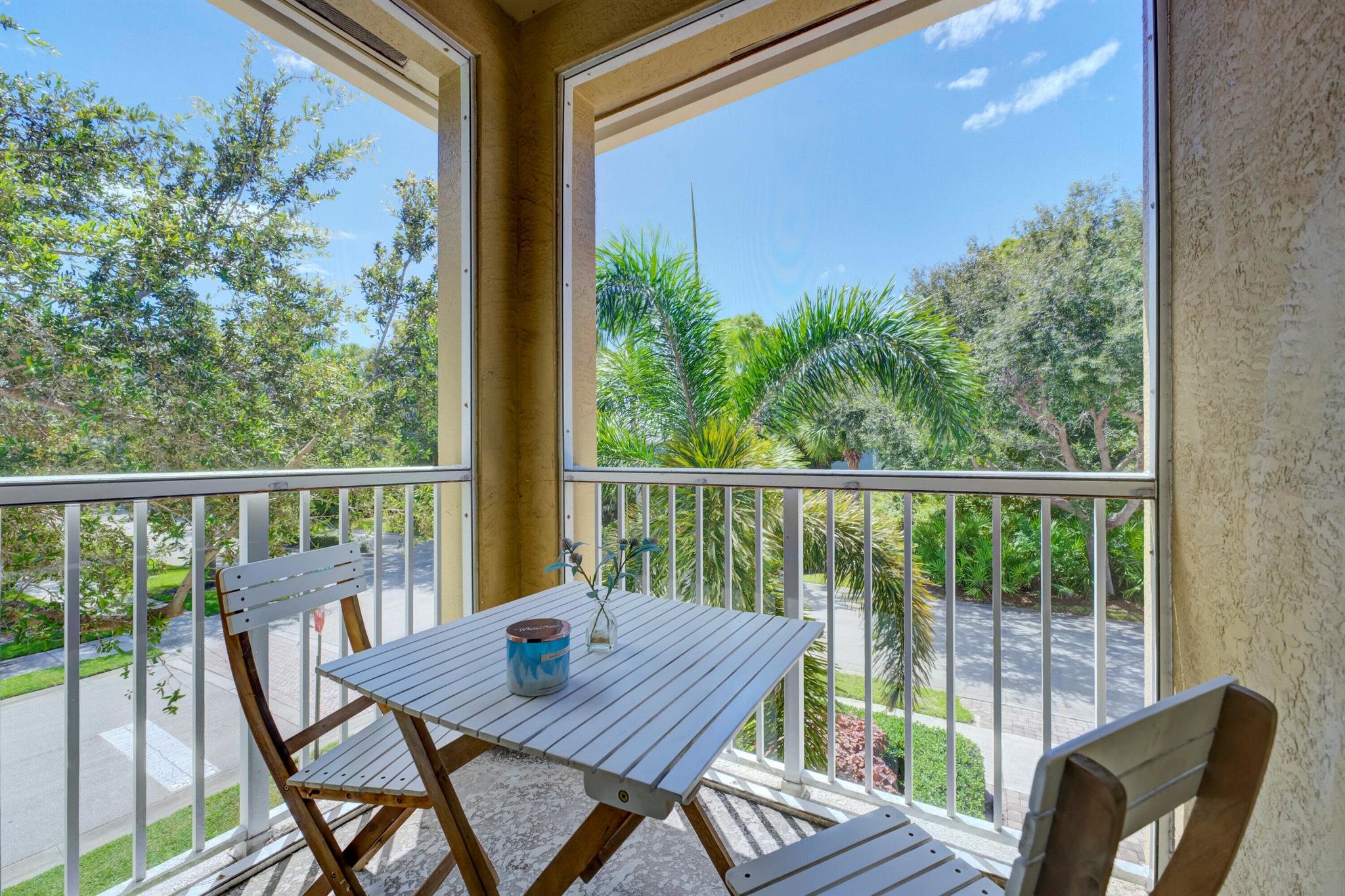 3051 SE Lexington Lakes Drive 203