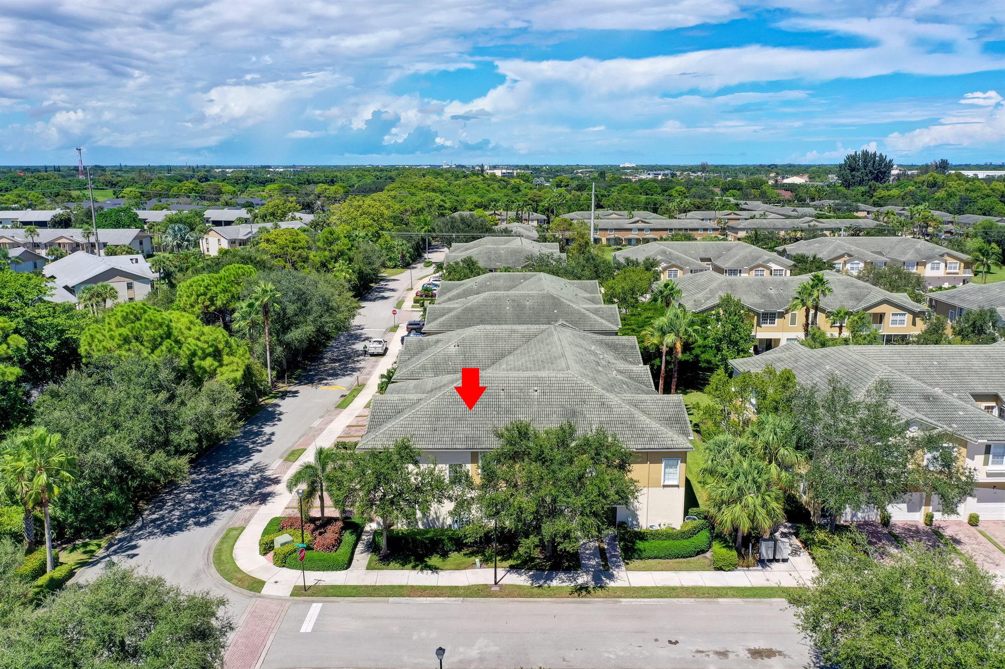 3051 SE Lexington Lakes Drive 203