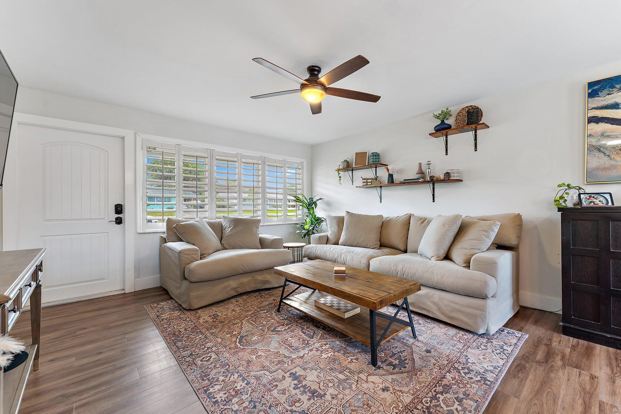 3573 Everglades Road