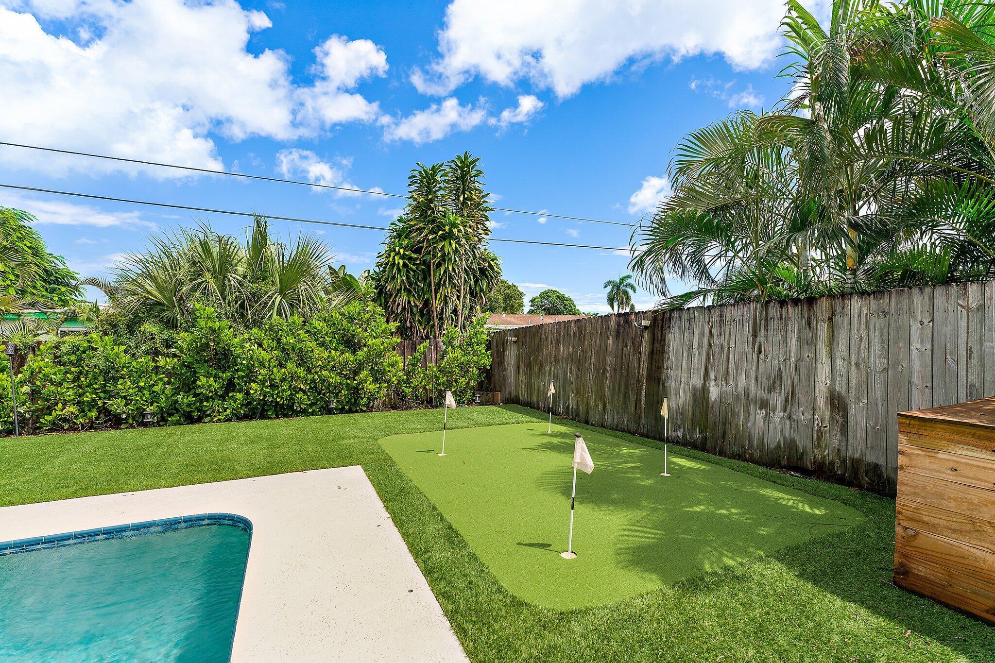 3573 Everglades Road