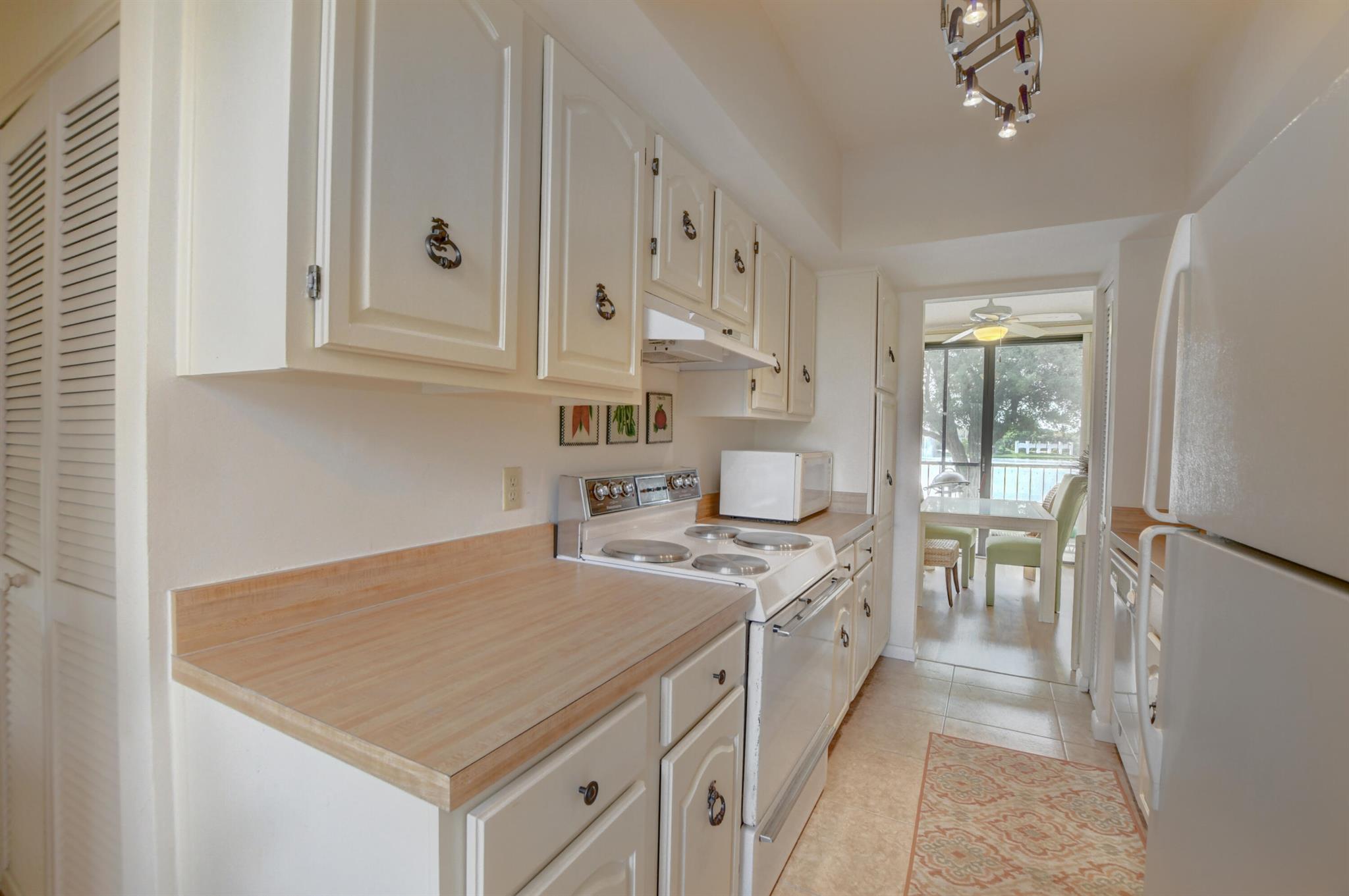 3103 Bridgewood Drive