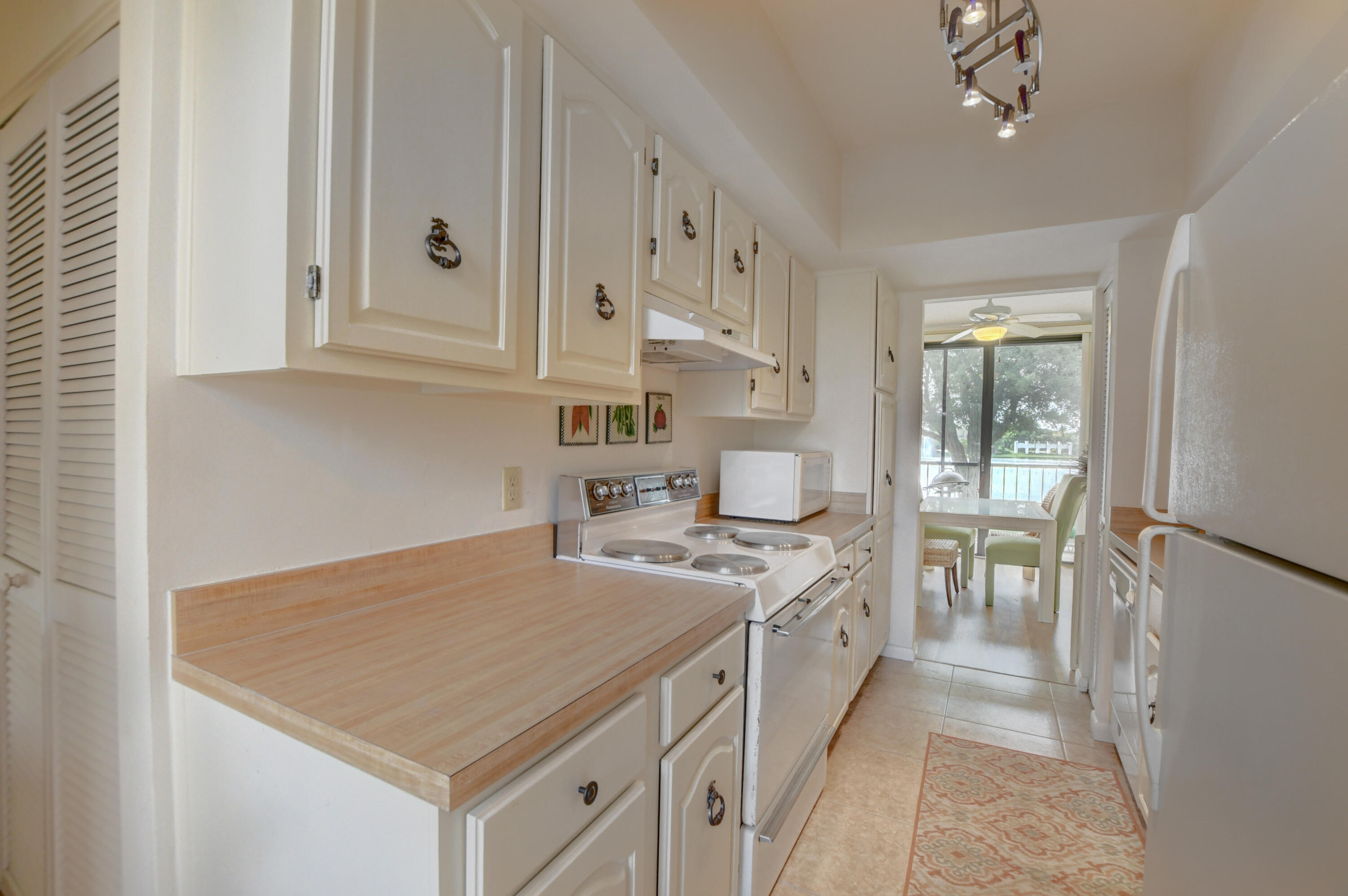 3103 Bridgewood Drive