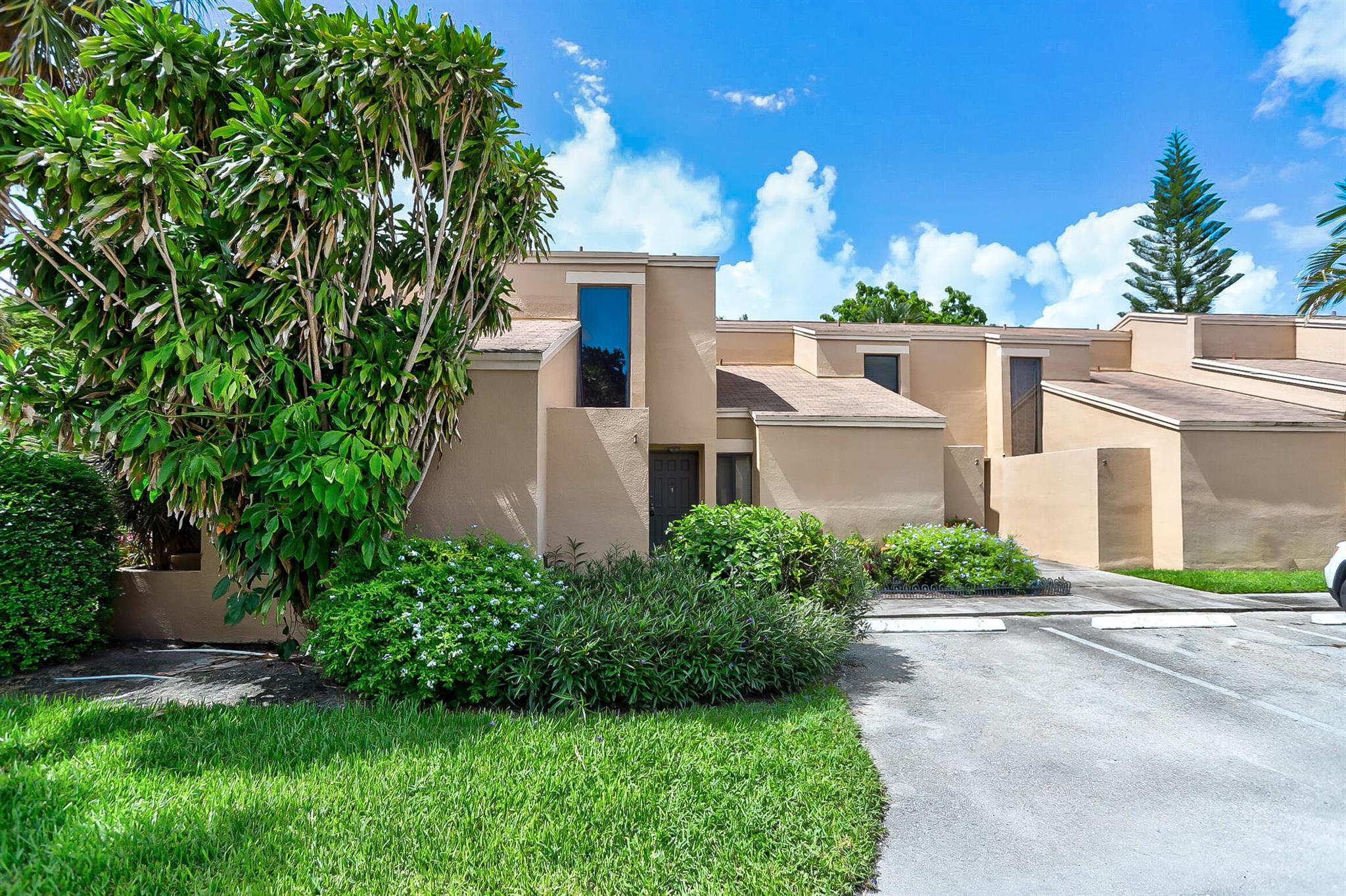 1169 NW 13th Street 1