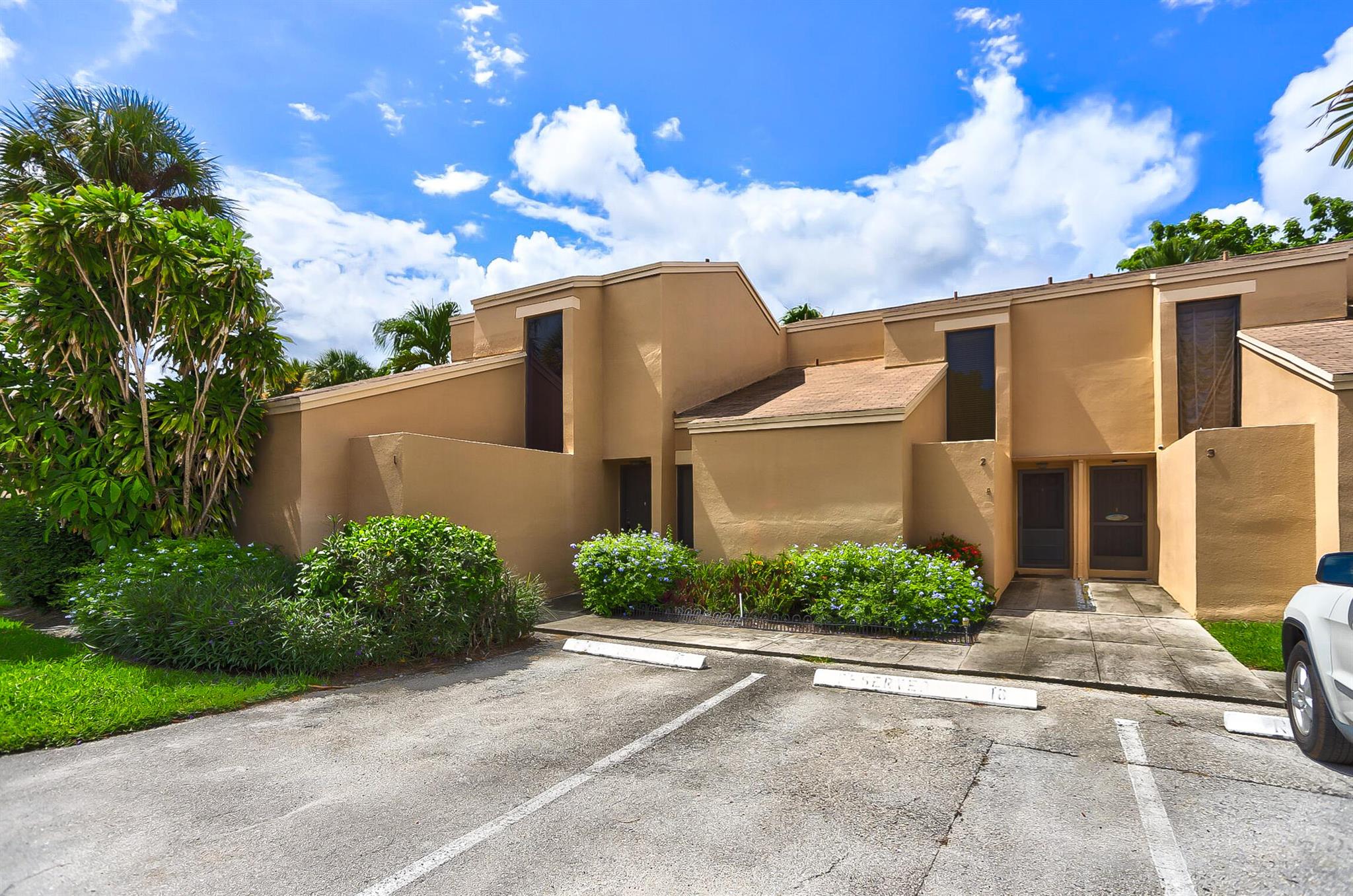 1169 NW 13th Street 1