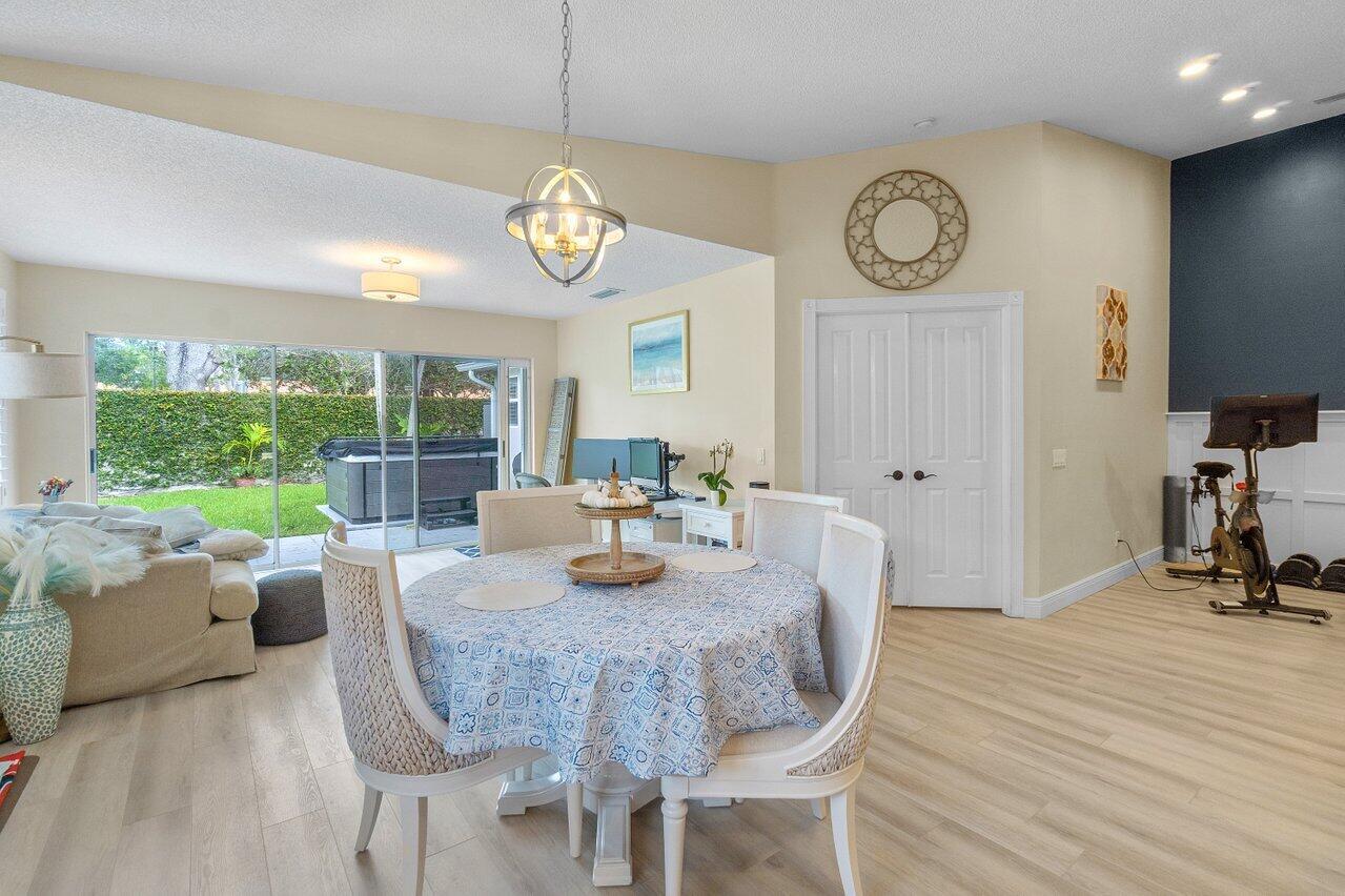 4449 Lacey Oak Drive