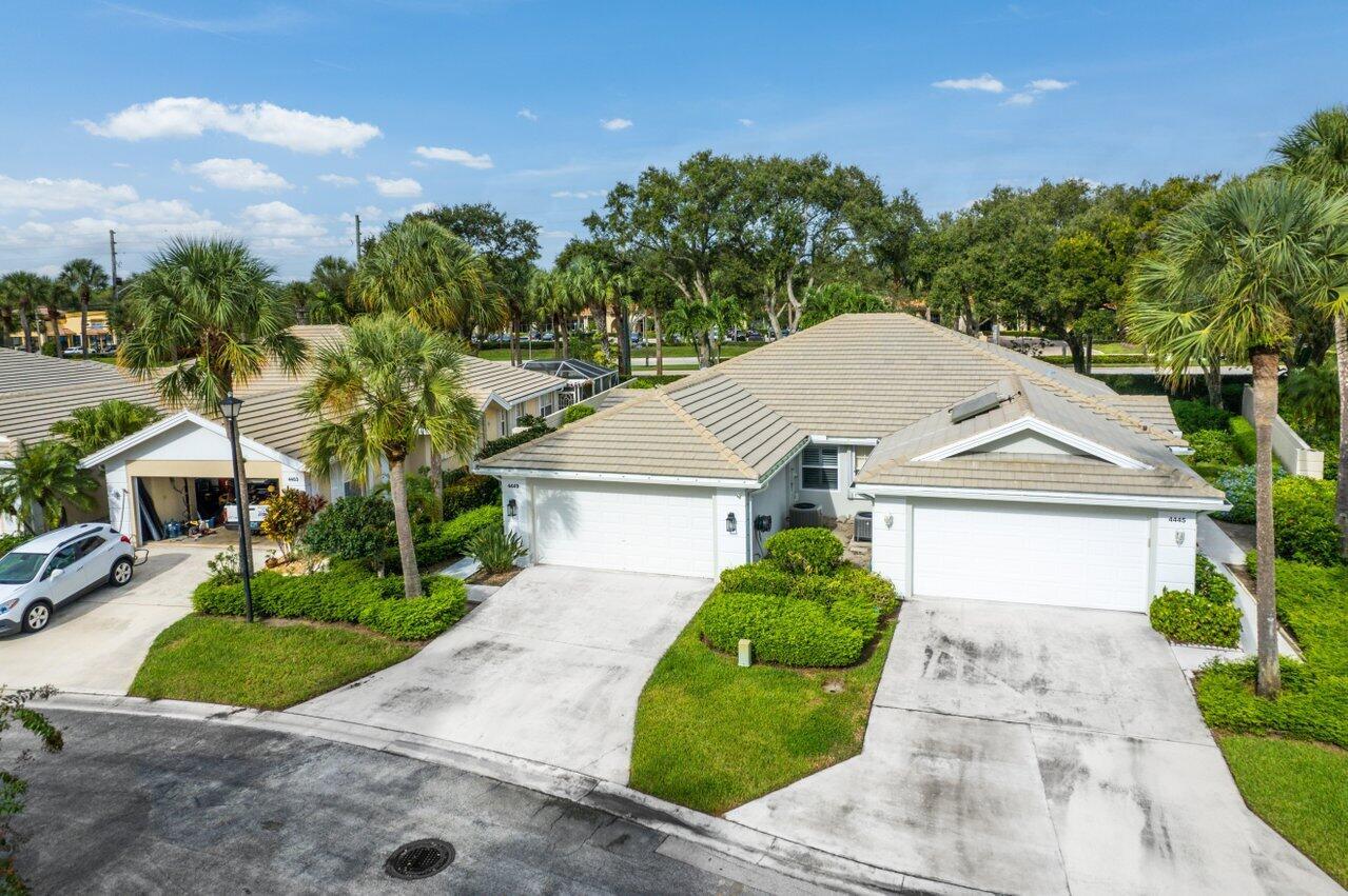 4449 Lacey Oak Drive