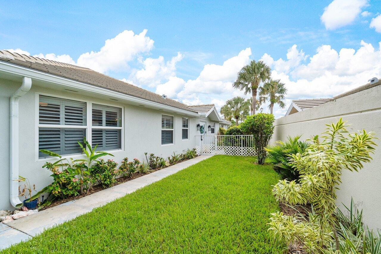 4449 Lacey Oak Drive