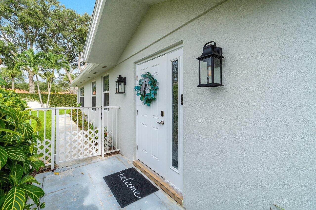 4449 Lacey Oak Drive