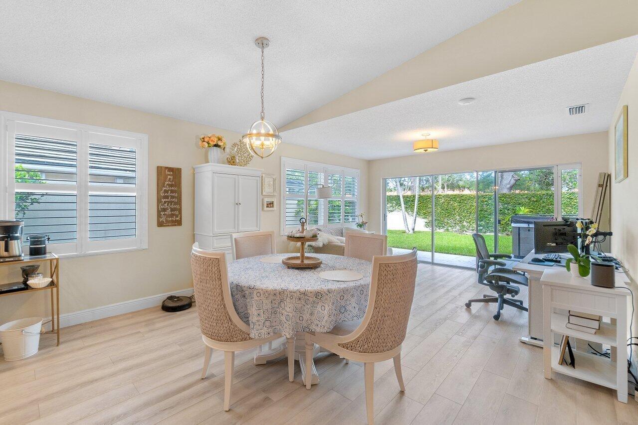 4449 Lacey Oak Drive