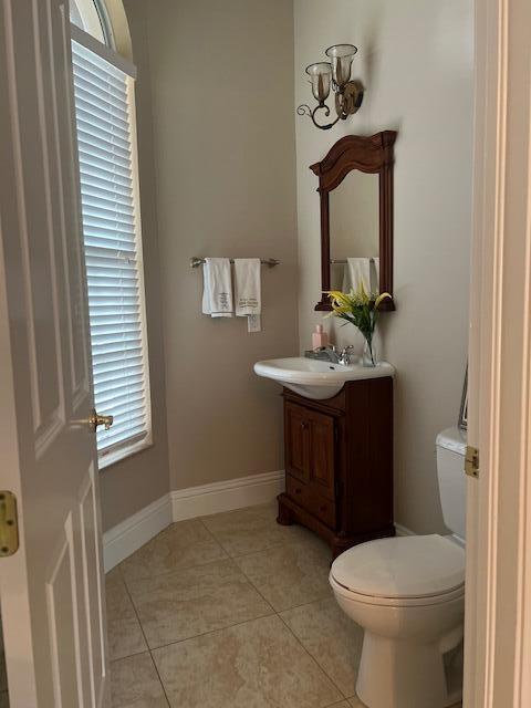 5829 NW Zenith Drive