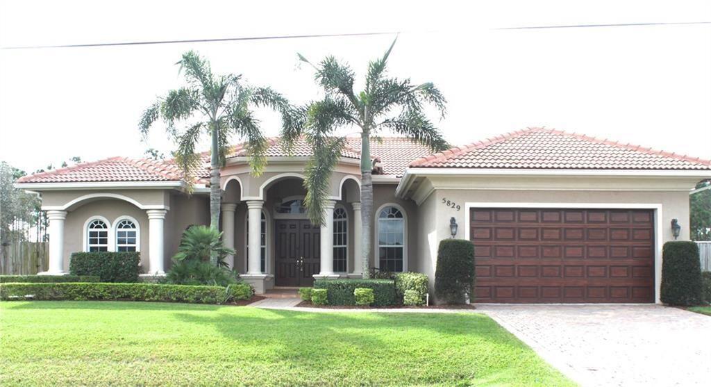 5829 NW Zenith Drive