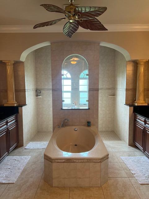 5829 NW Zenith Drive