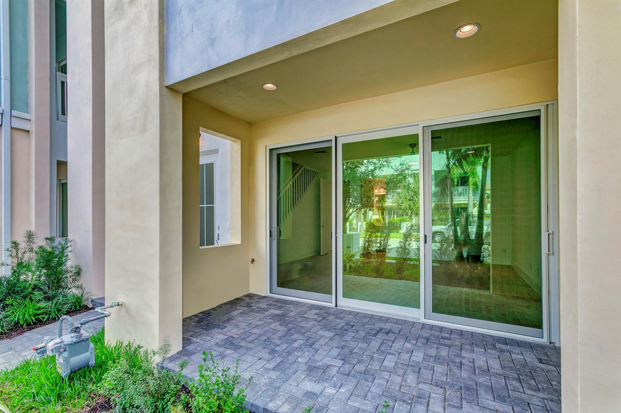 5222 Beckman Terrace