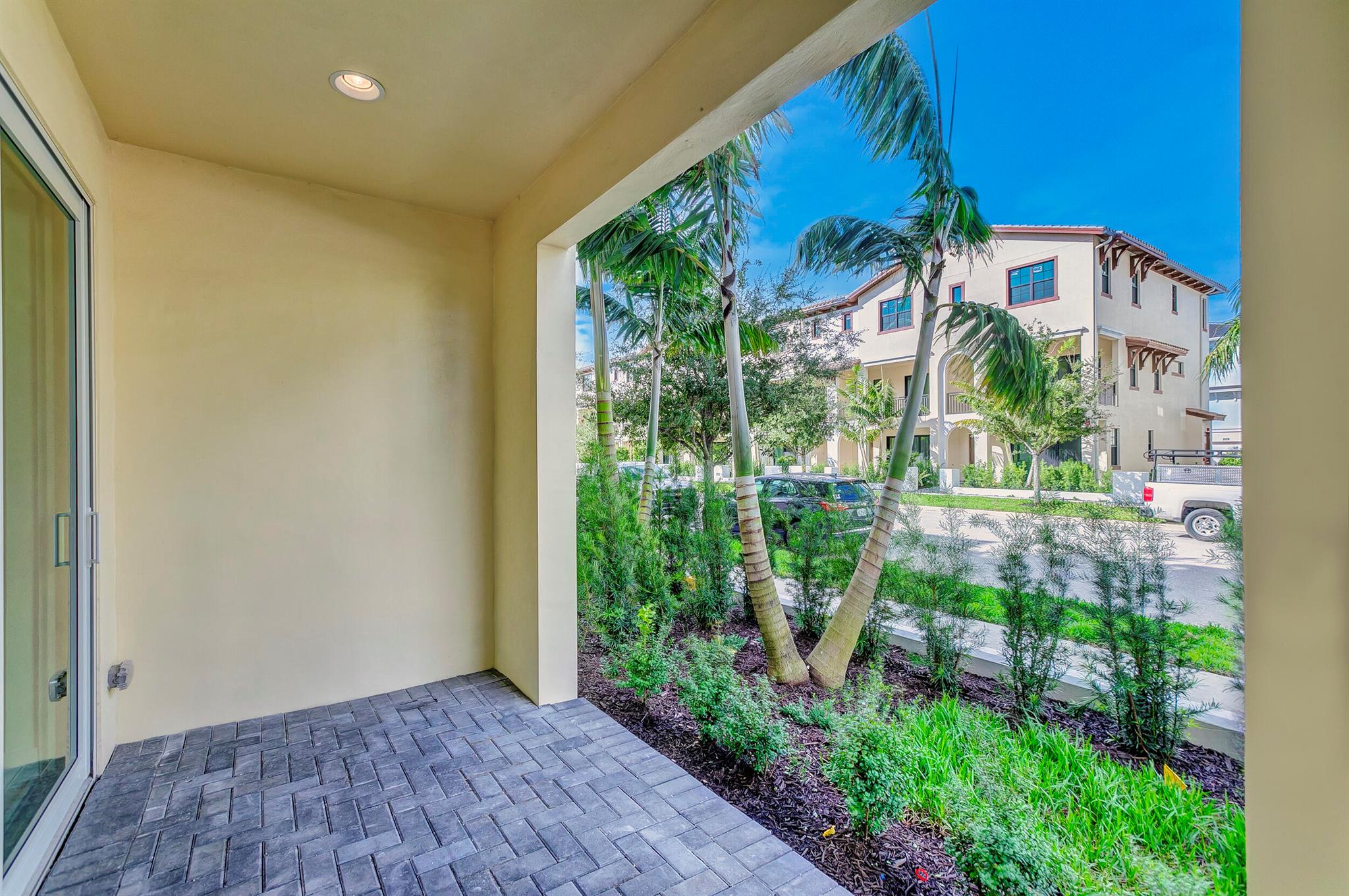 5222 Beckman Terrace