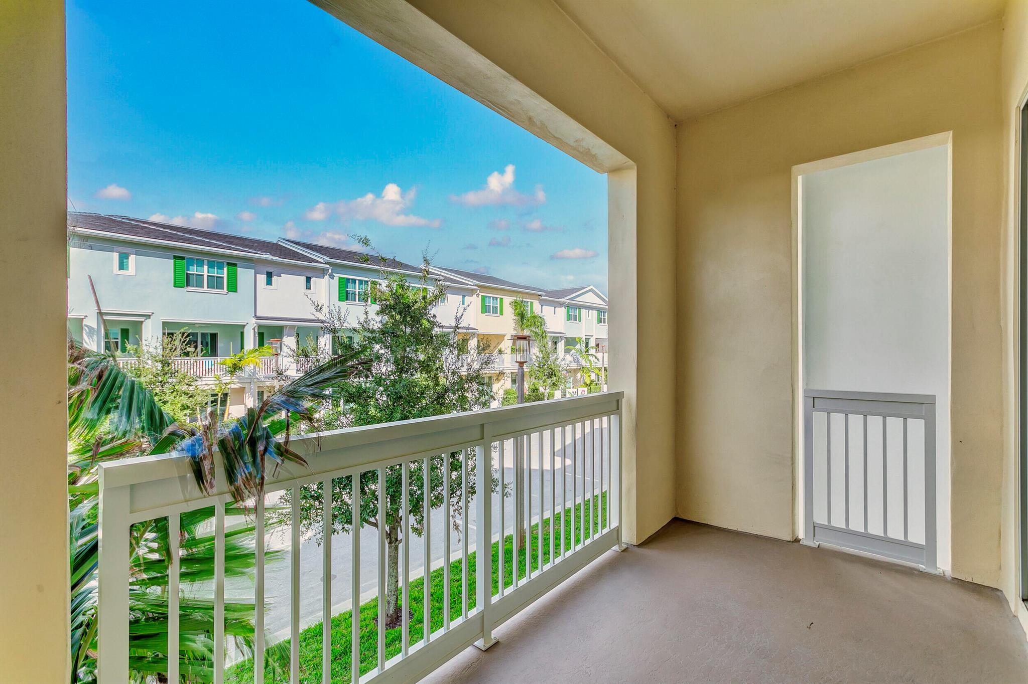 5222 Beckman Terrace