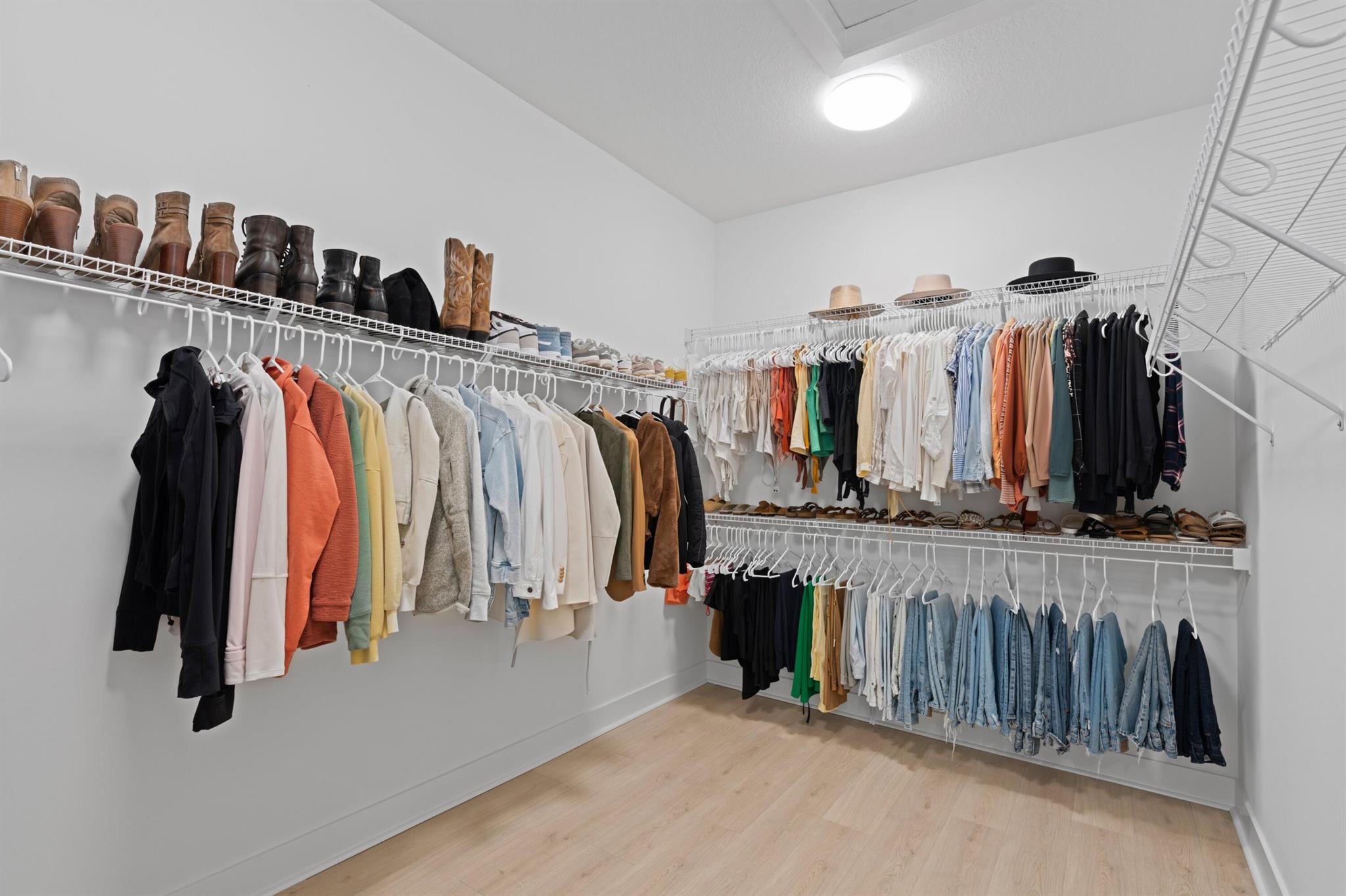 5028 Grandiflora Road