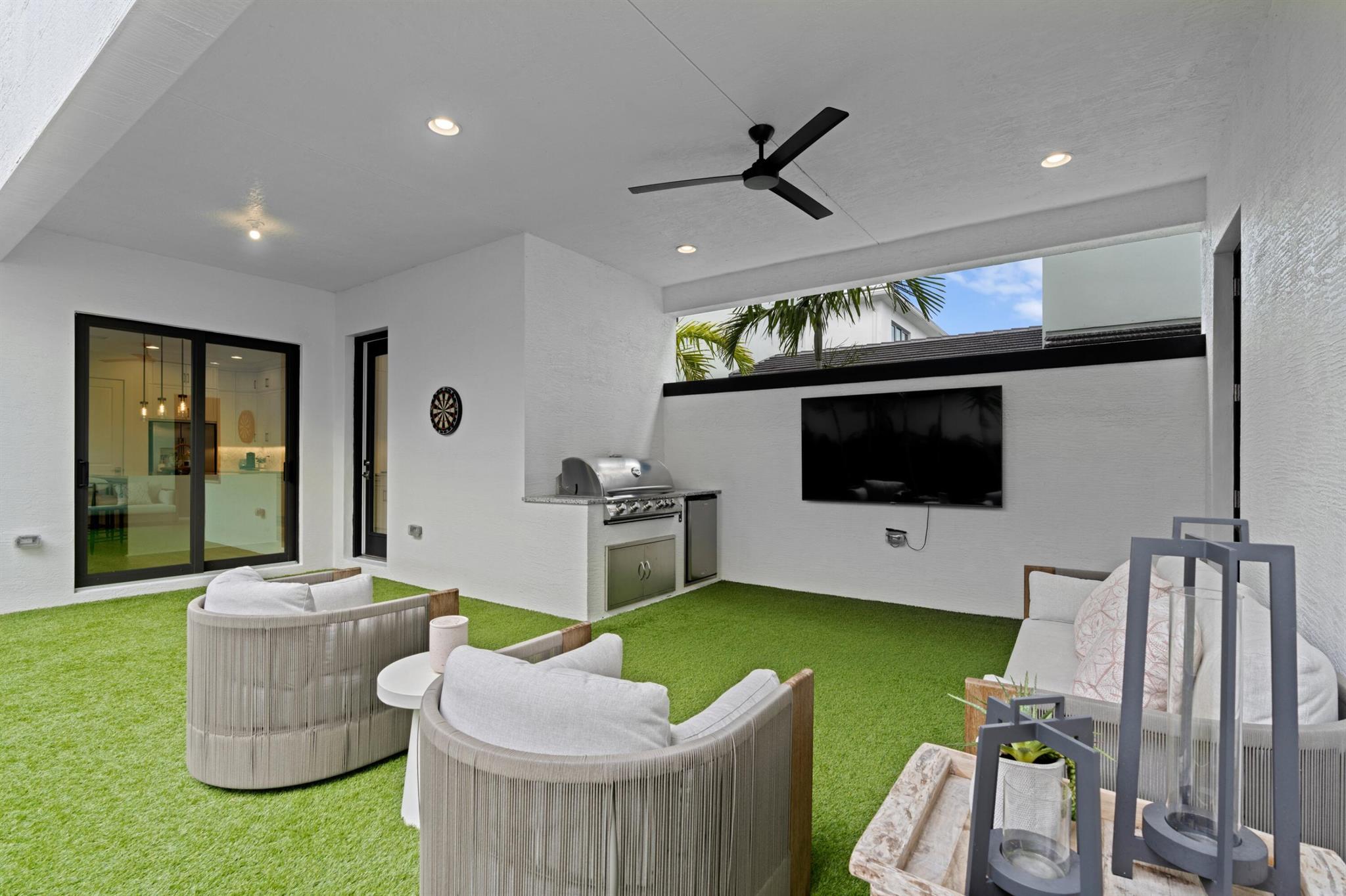 5028 Grandiflora Road