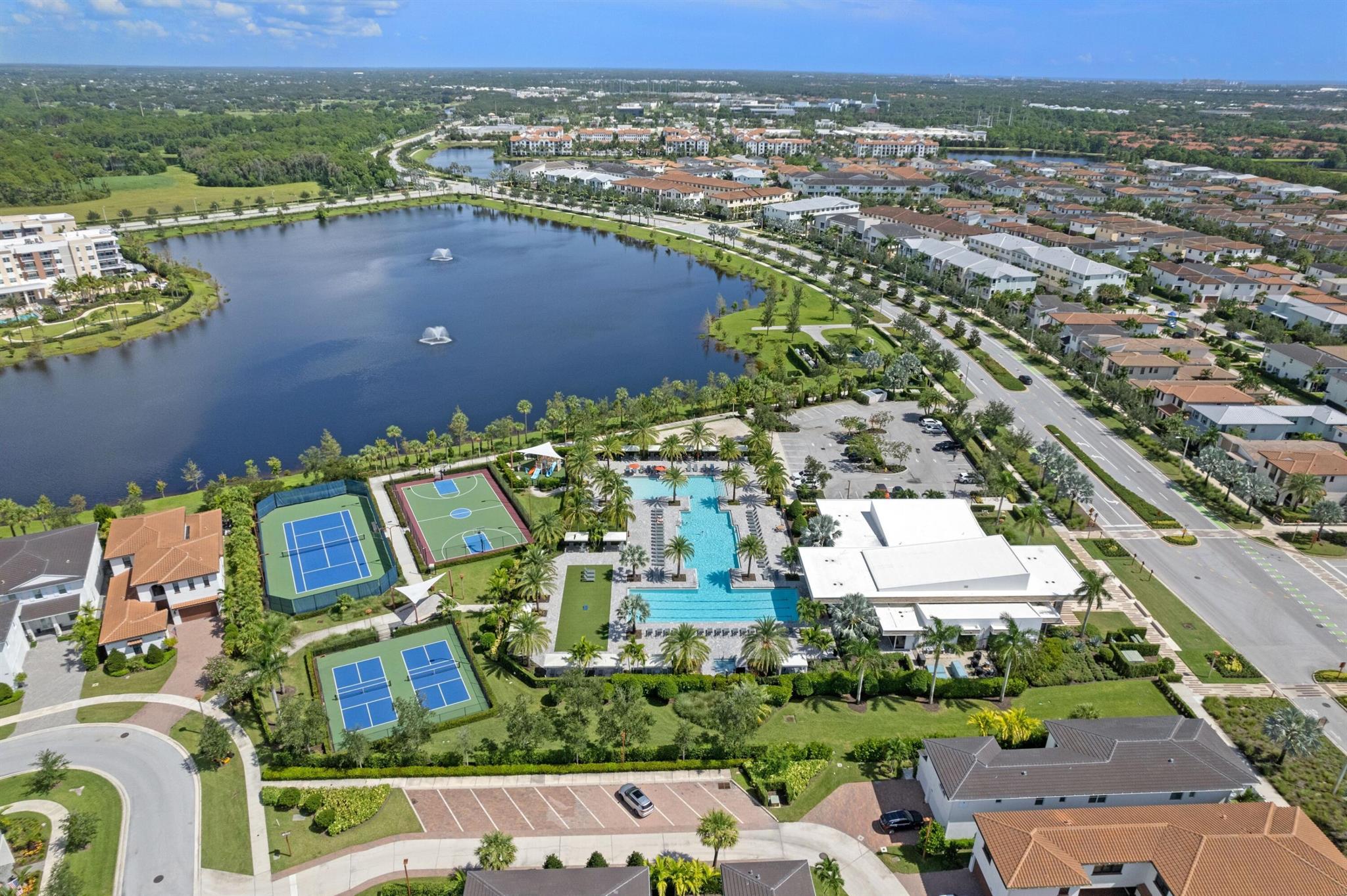 5028 Grandiflora Road