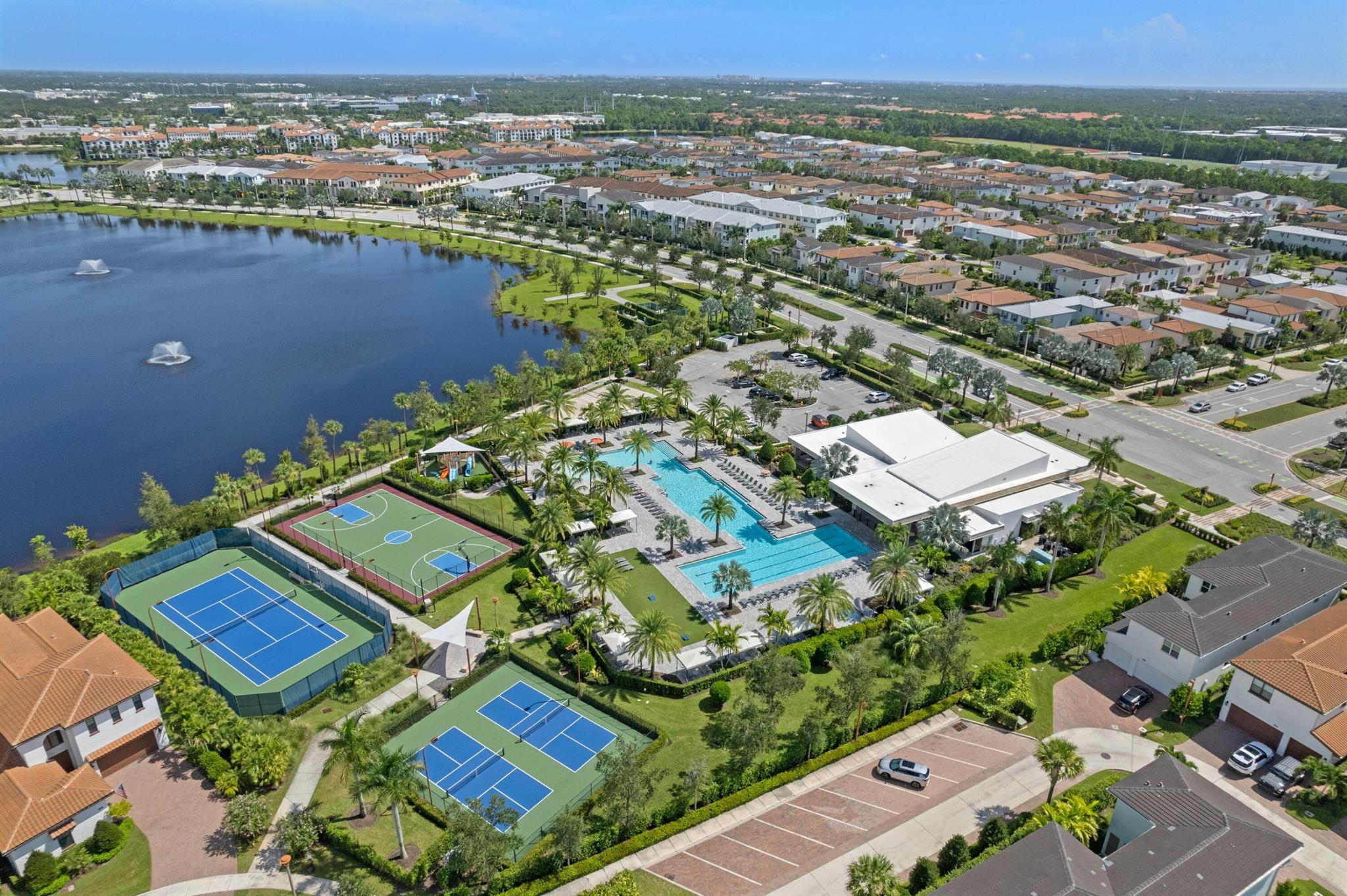 5028 Grandiflora Road