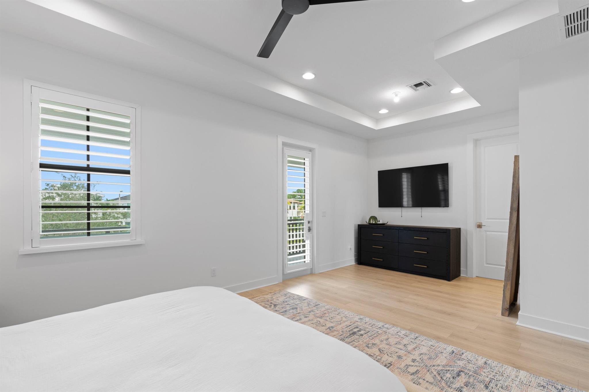 5028 Grandiflora Road