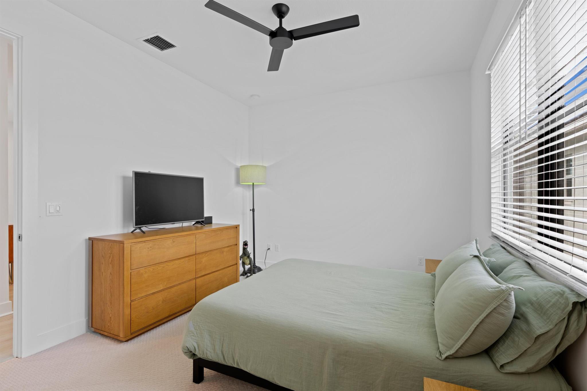 5028 Grandiflora Road