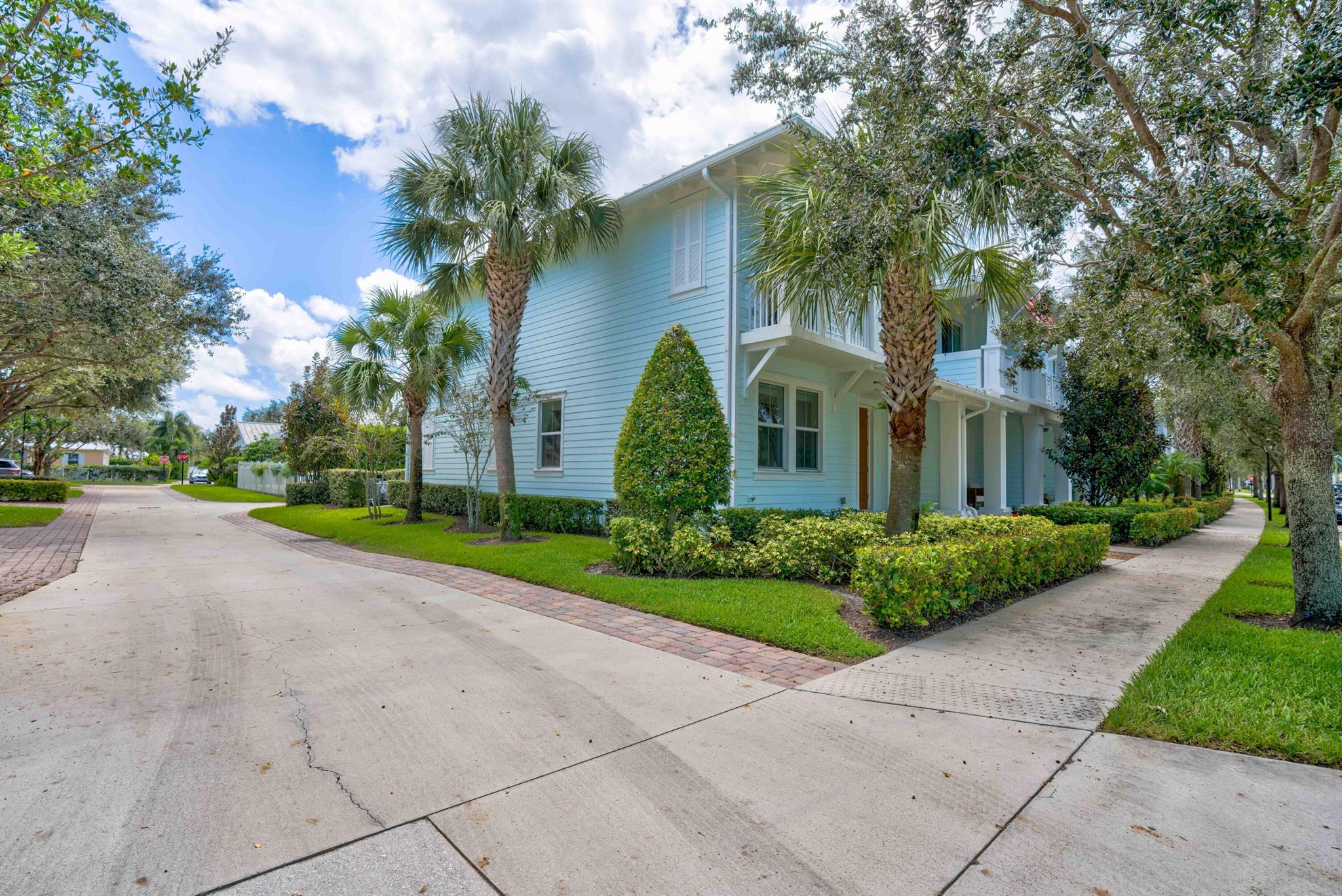 1302 S Jeaga Drive