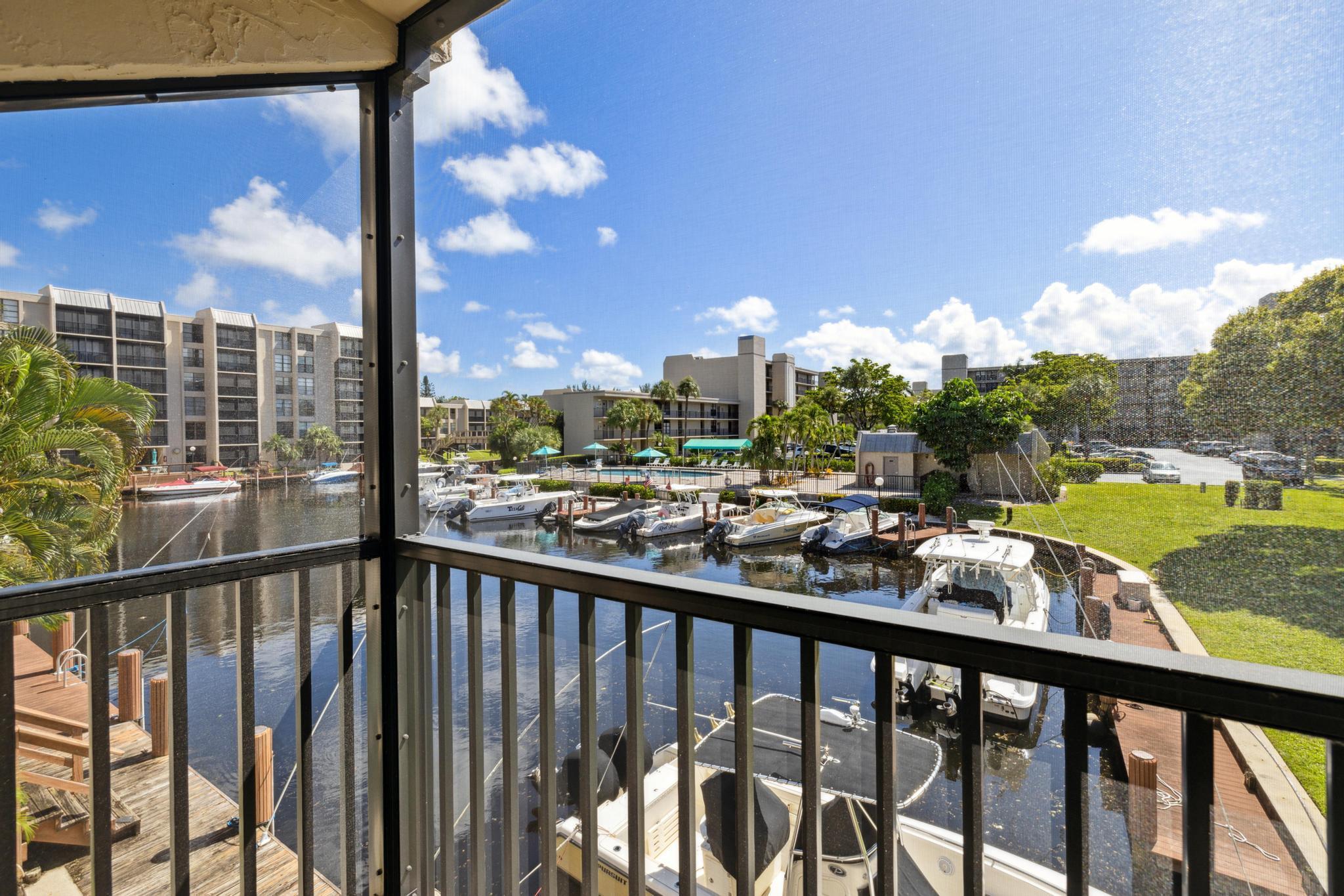 4 Royal Palm Way 2080