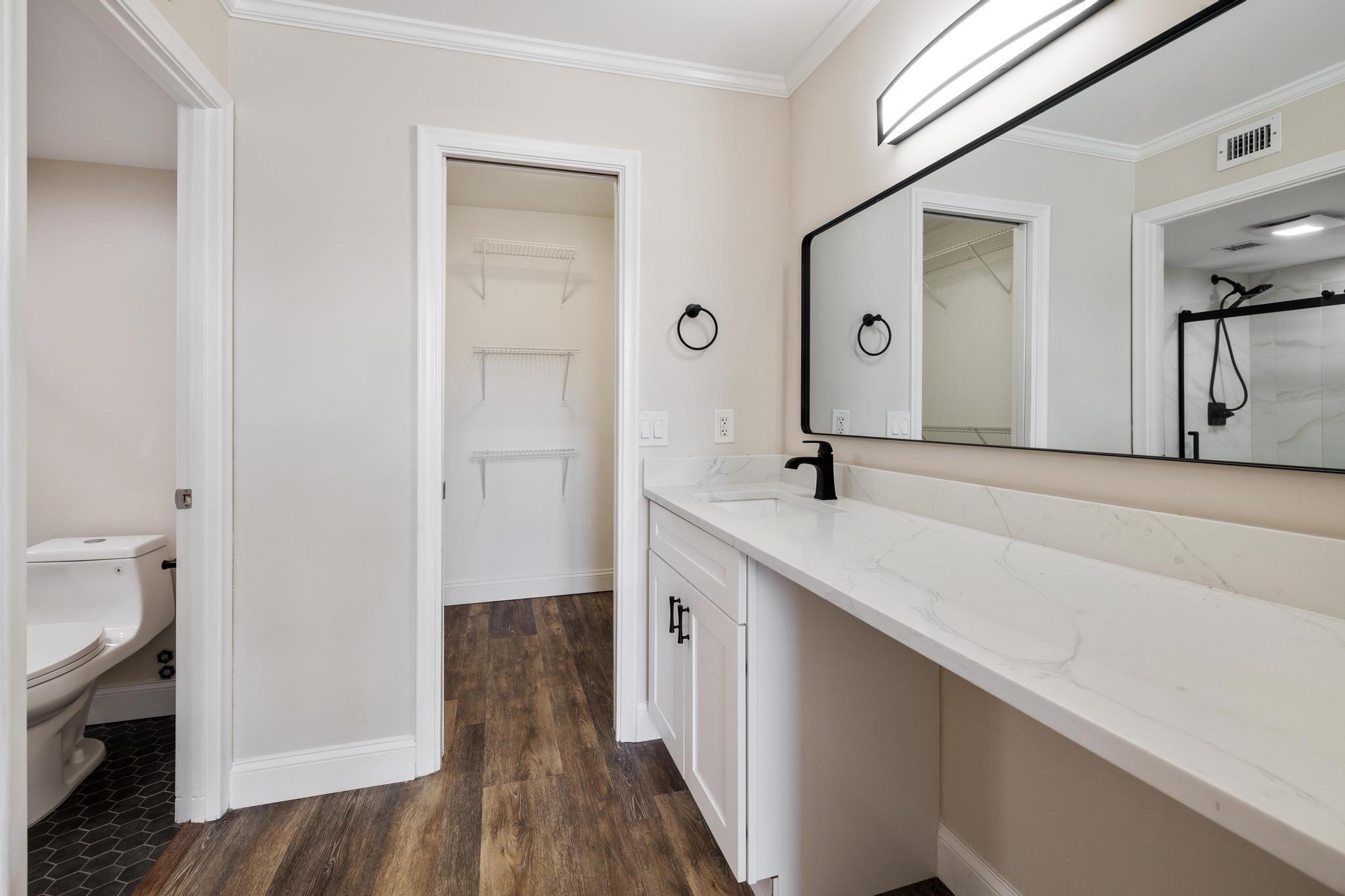 4 Royal Palm Way 2080