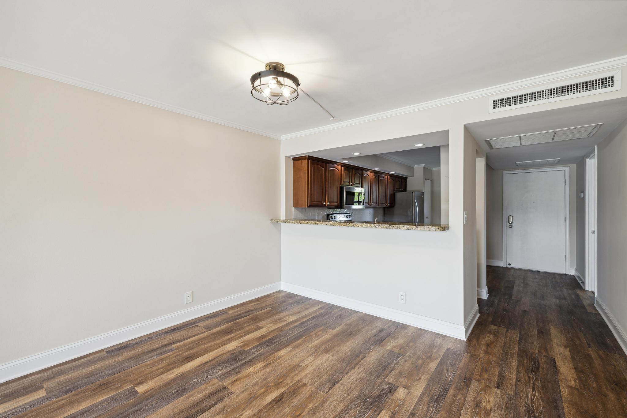 4 Royal Palm Way 2080