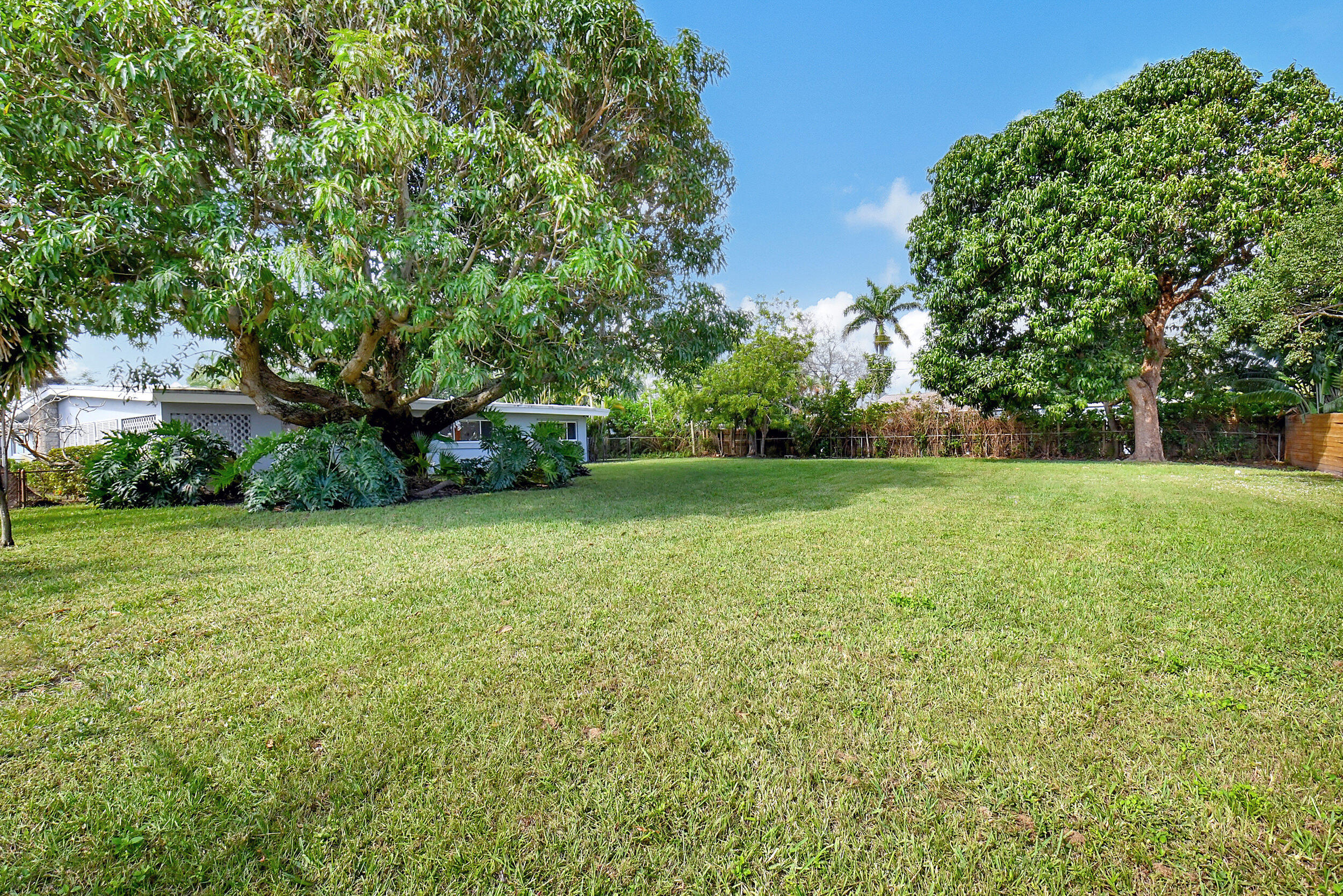 731 SW 28th Avenue