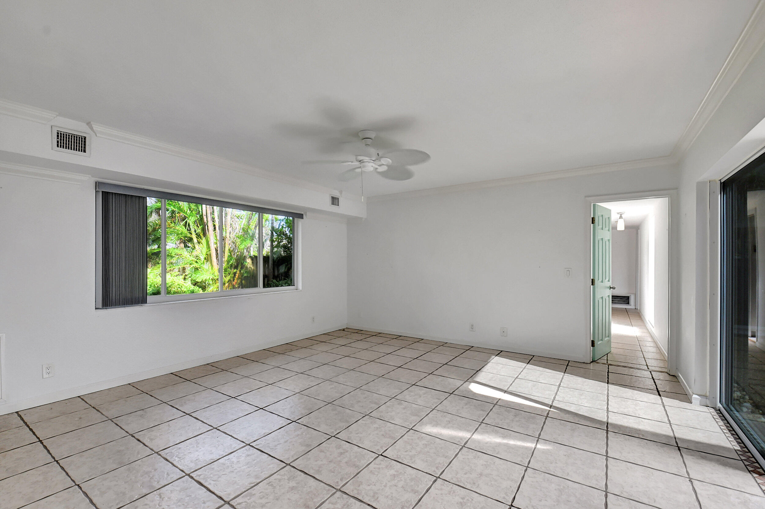 731 SW 28th Avenue