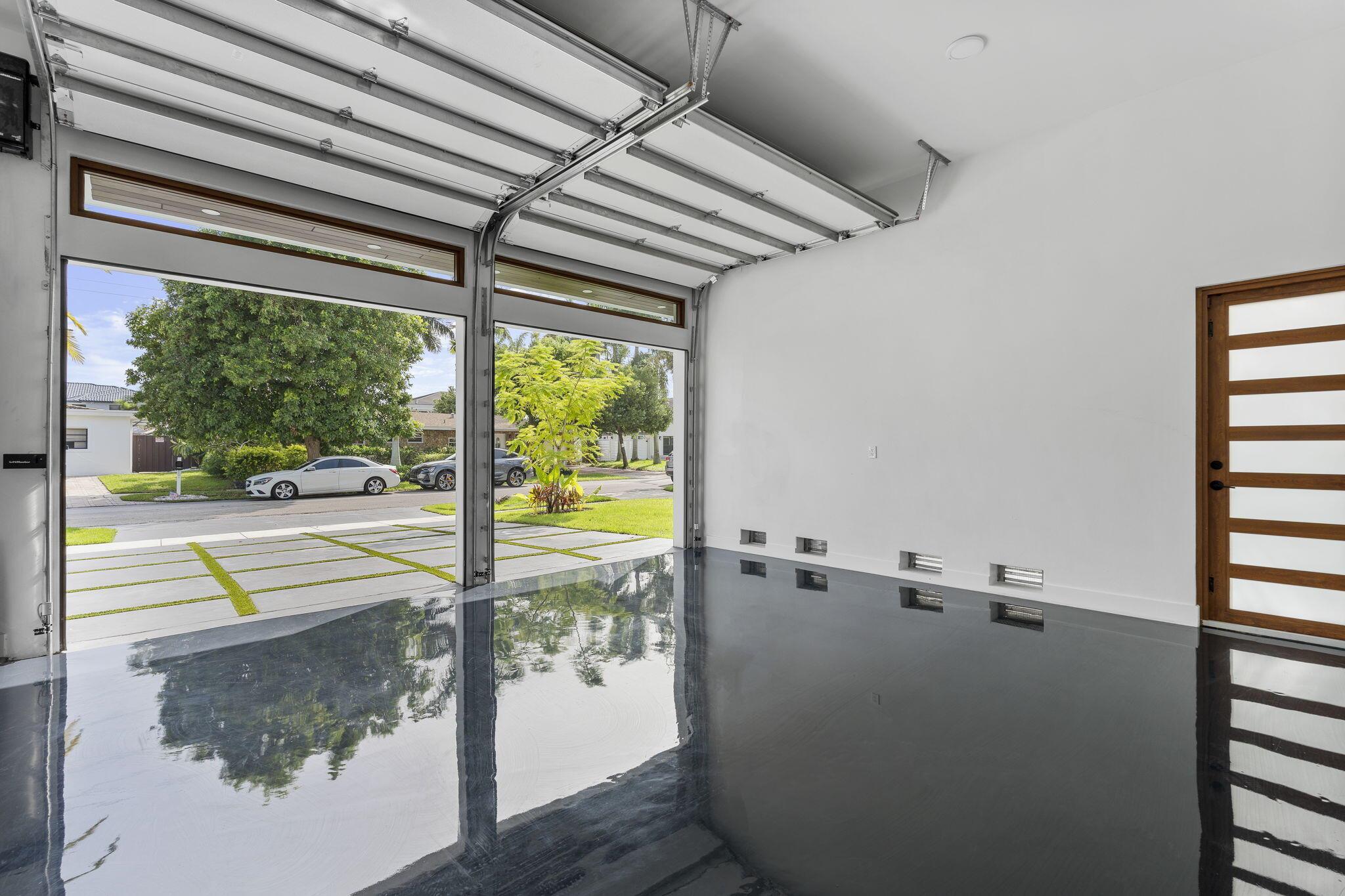 2631 NE 48th Court
