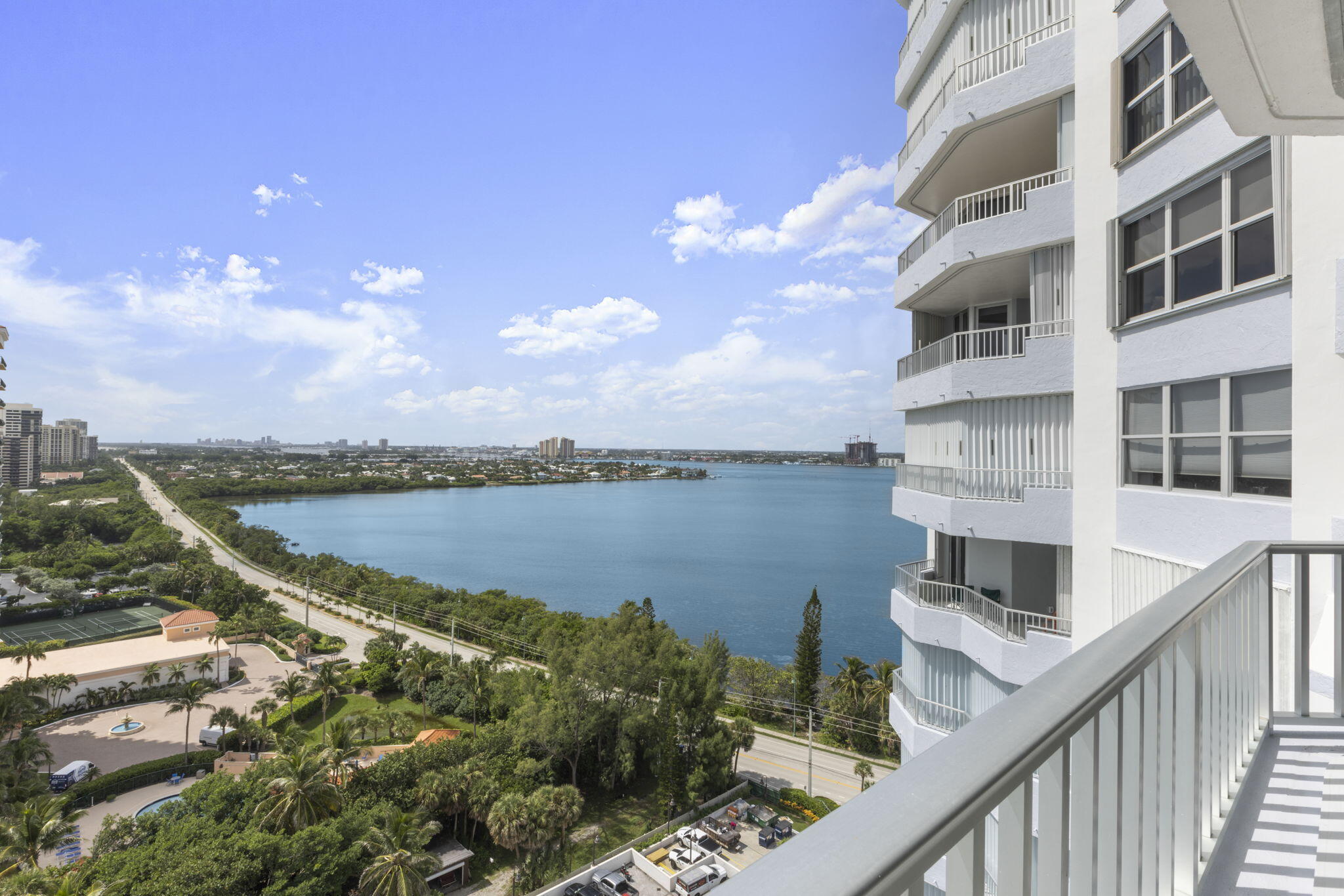 5200 N Ocean Drive 1702