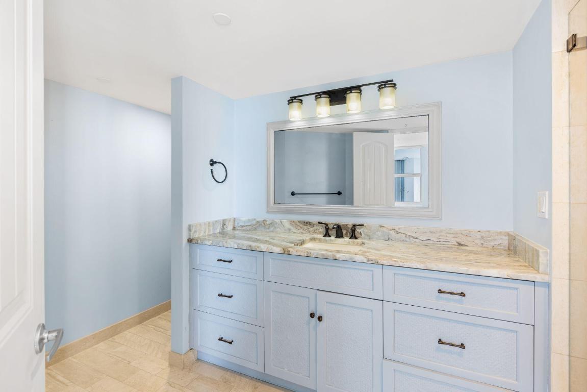 5200 N Ocean Drive 1702