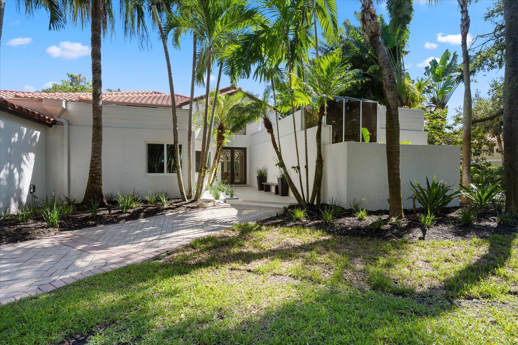 1124 Seagull Park Road N