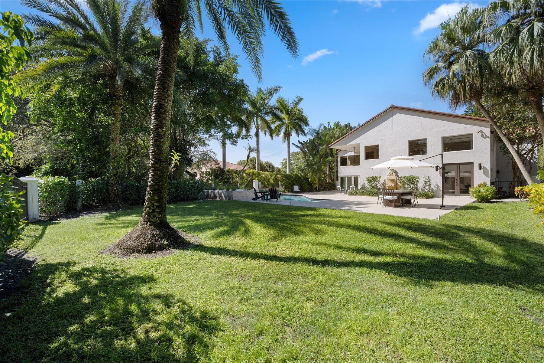 1124 Seagull Park Road N