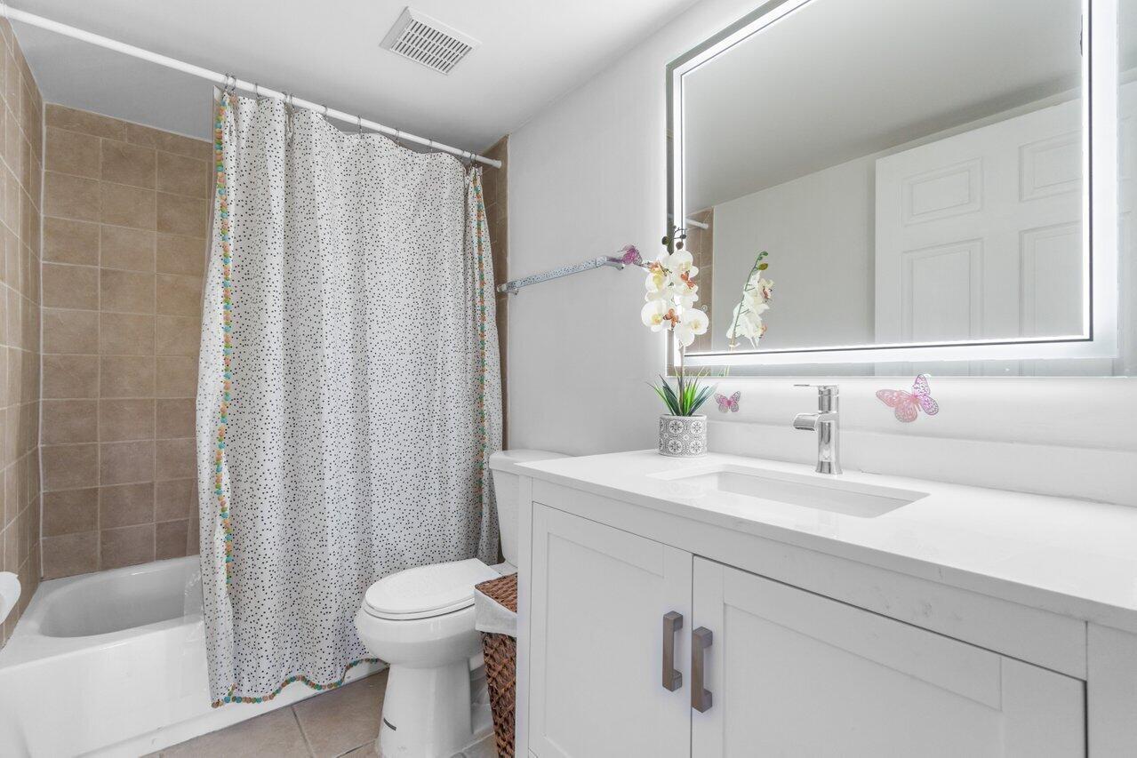 3131 Clint Moore Road 104